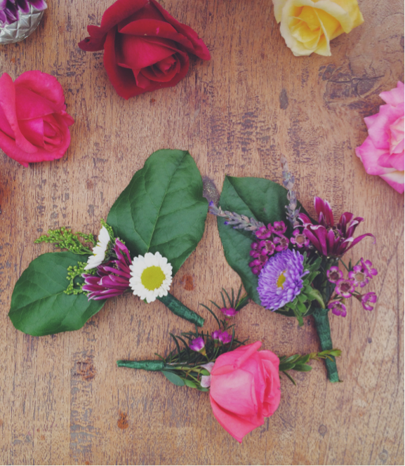Materials for a DIY flower crown