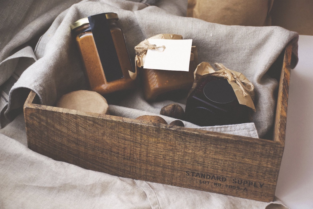 diy gift set groomsmen proposal idea