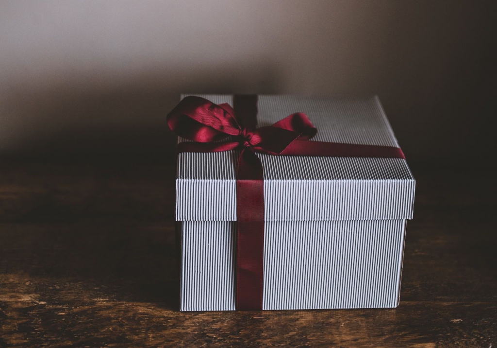 bachelor party box groomsmen proposal idea