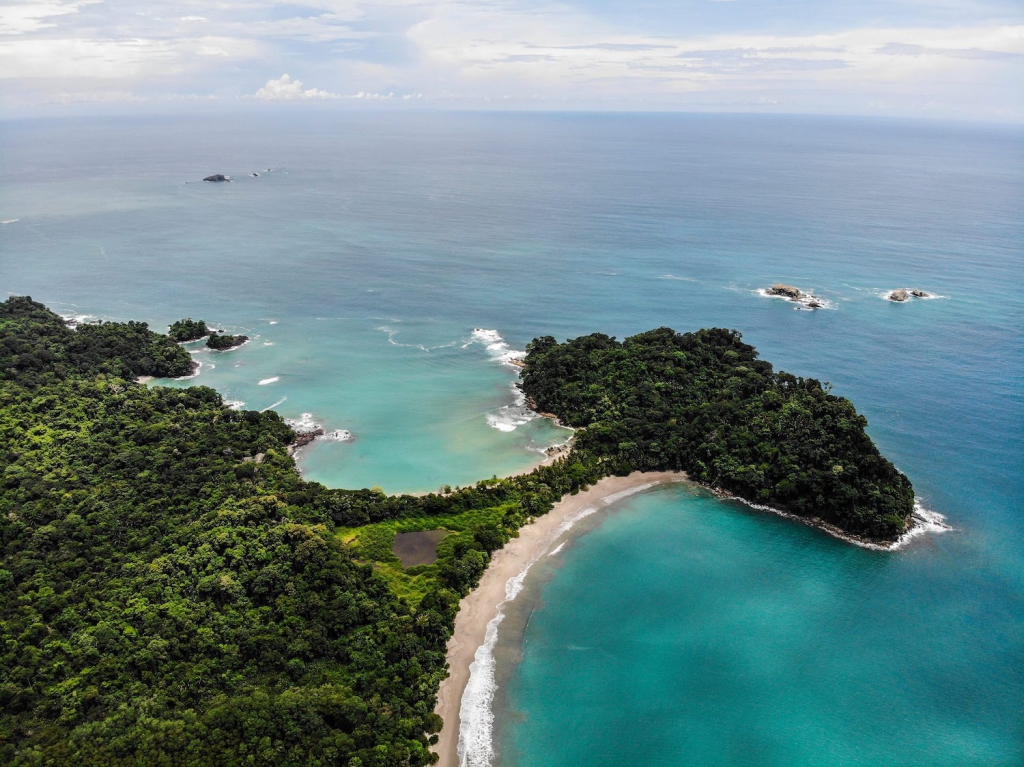 costa rica manuel antonio national park