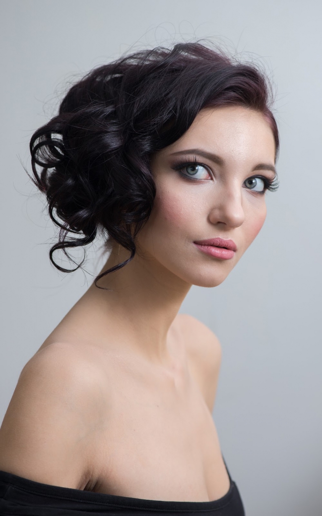 Side Swept Curls for Short Hair