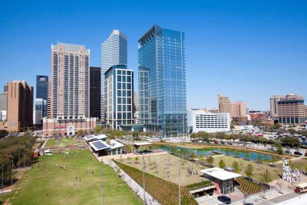 discovery green wedding