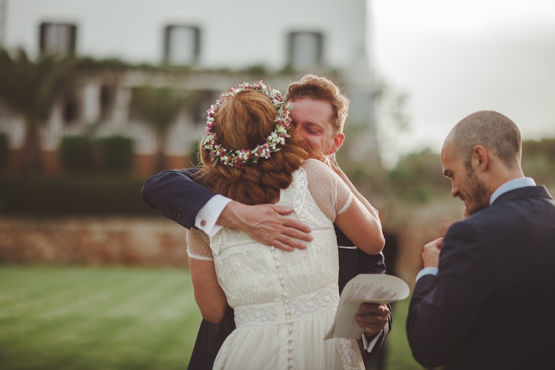 spain wedding gift traditions