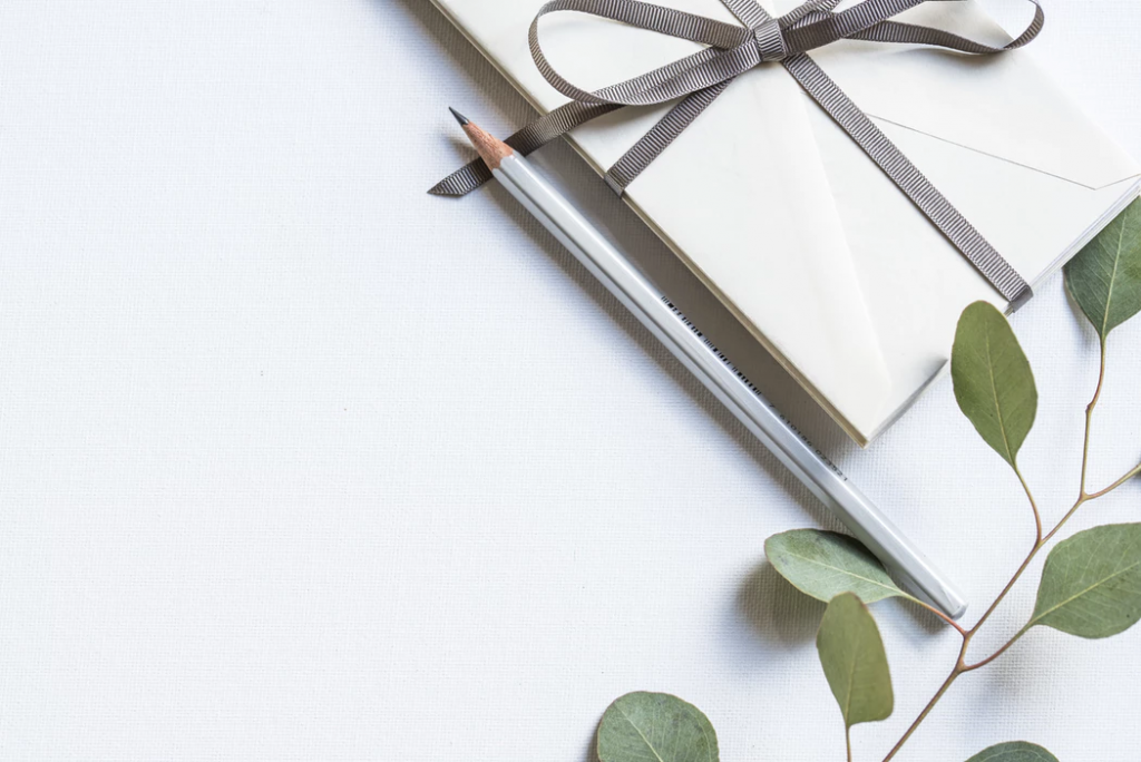 Learn how to address save the dates