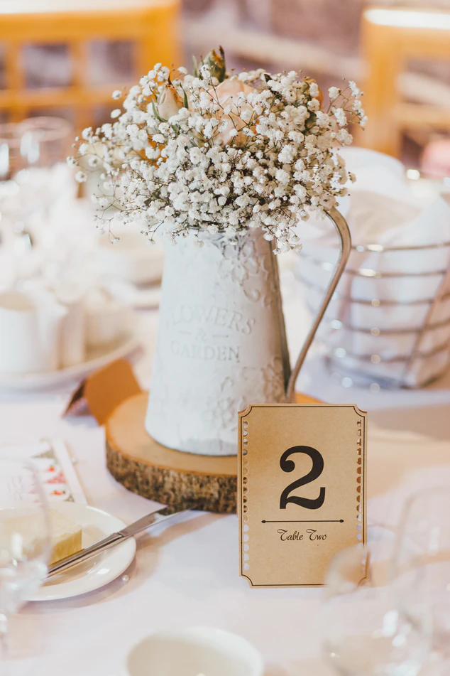 Simple centerpiece design