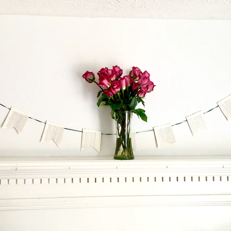 Bridal shower decoration ideas: Book page banner