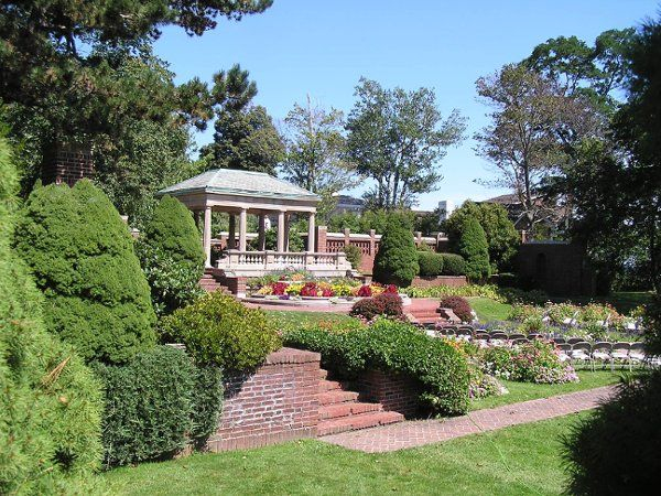 the carriage house at lynch park boston wedding venue
